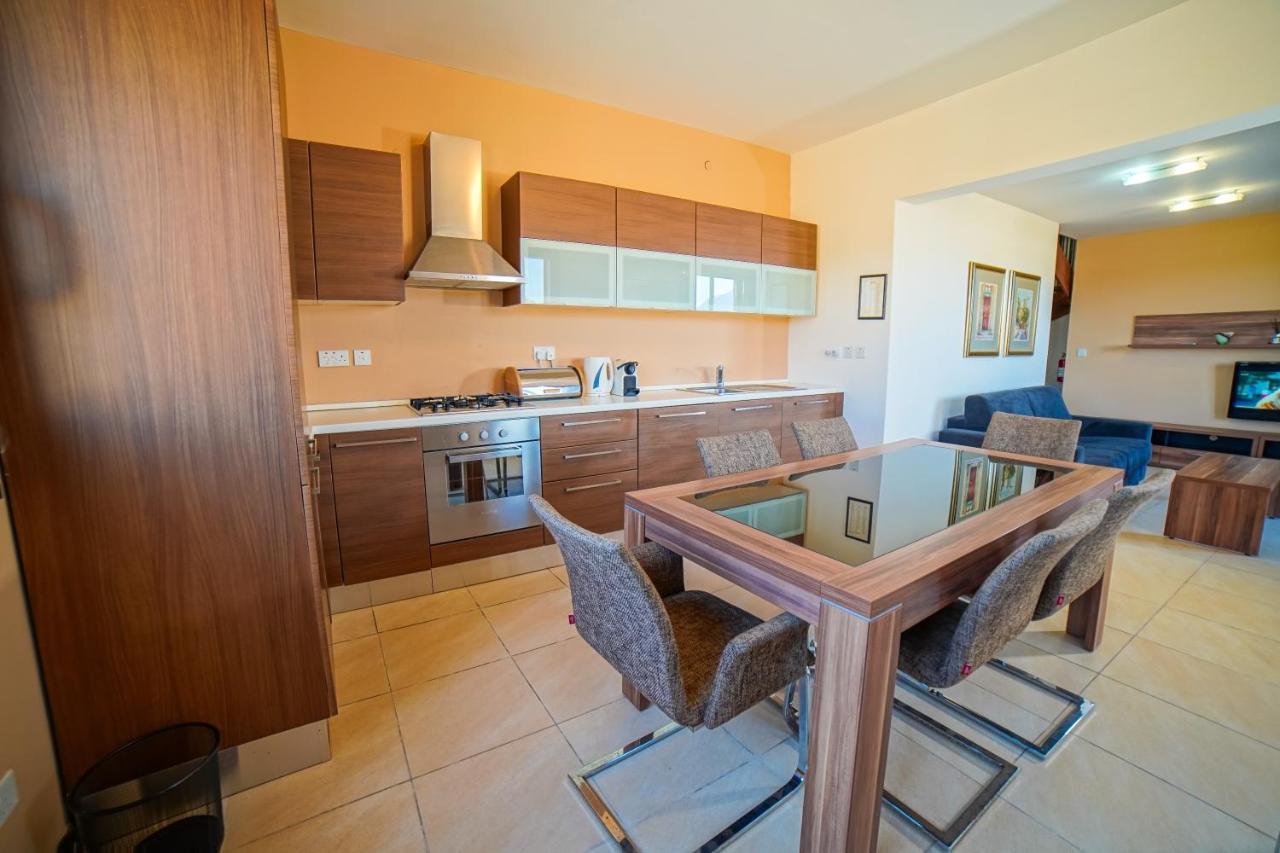 Harbour Views Duplex Maisonette With Jacuzzi Hot Tub Mgarr Экстерьер фото